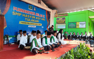 Purnawiyata Siswa Kelas IX SMP Hasyim Asy'ari Tulakan Tahun Pelajaran 2023/2024